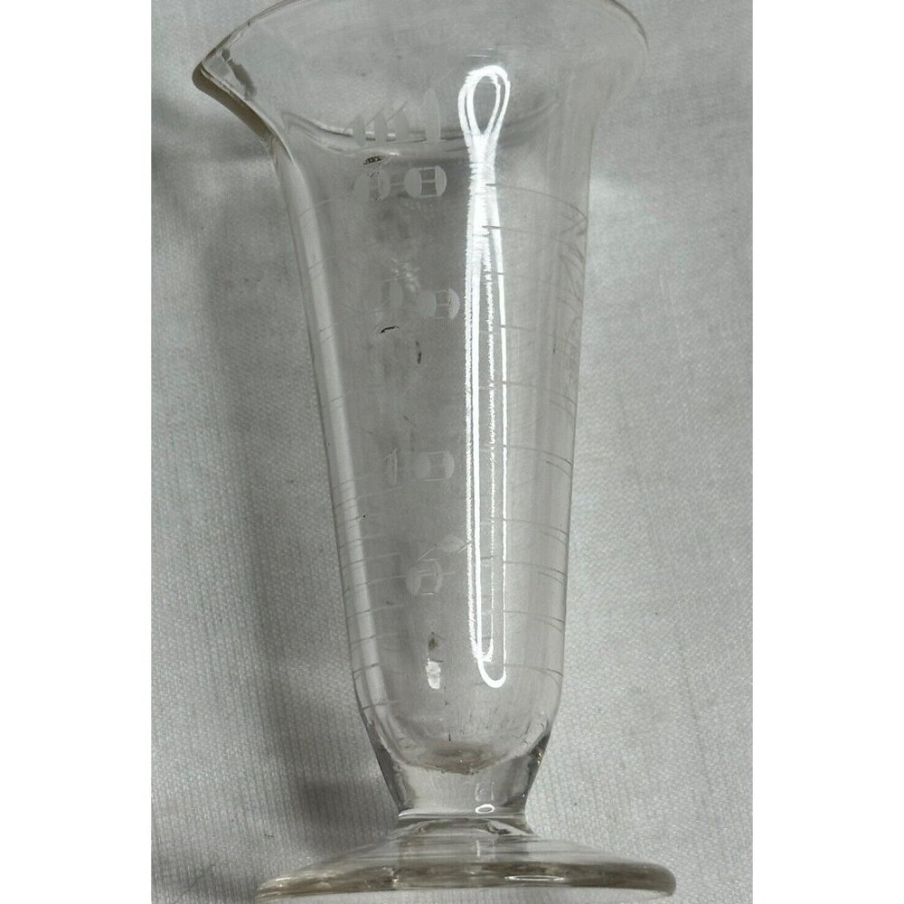 Whitall Tatum Glass Beaker SCIENCE LAB Apothecary Measure Etch Type Ill A-2 Vtg